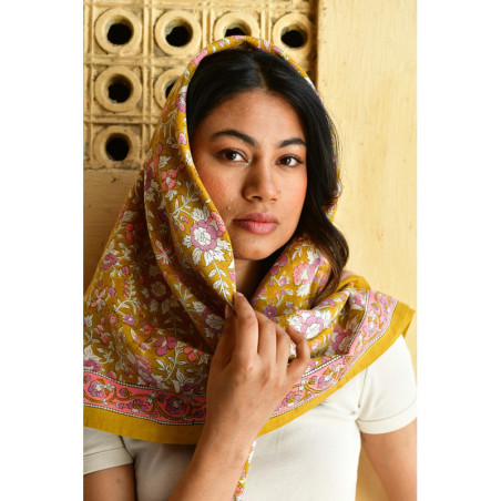 Byzantine grand foulard CALYPSO Caramel vue alternative block print